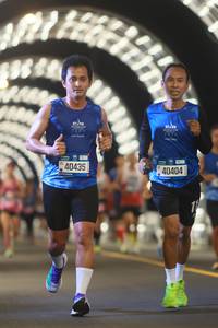 BIB: 7091, 40435, 1073, 40404
                            <button type="button" onclick="openModal(20372859)" class="btn btn-primary btn-sm float-right btn-popup" data-toggle="modal" data-target=".modal-high-quality">
                        <i class="fas fa-shopping-cart"></i> Add to Cart
                    </button>
                                            <button type="button" onclick="isThisMe(20372859, true)" class="btn btn-success btn-sm float-right btn-popup btn-isme hidden" data-toggle="tooltip" data-placement="bottom" title="นี่คือรูปของคุณใช่ไหม คลิกที่นี่เพื่อเอาเข้าอัลบั้ม">
                        <i class="fas fa-plus"></i> Add to album
                    </button>
                    <button type="button" onclick="isThisMe(20372859, false)" class="btn btn-warning btn-sm float-right btn-popup btn-isnotme hidden">
                        <i class="fas fa-ban"></i> Remove from album
                    </button>